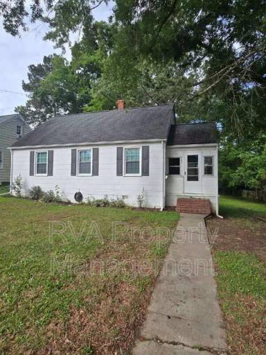 Main picture of 303 Seven Pines Ave