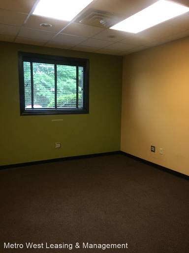Main picture of 1103 N Highway 113