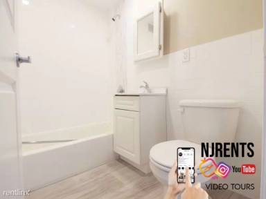 Main picture of 2500 John F Kennedy Blvd