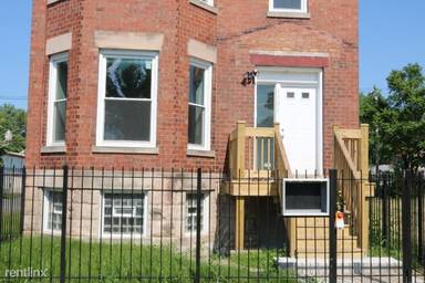 Main picture of 6501 S Justine St