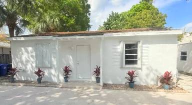 Main picture of 623 SW 16th Ct