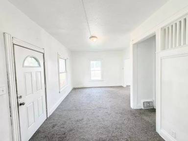 Main picture of 1239 Norwood Ave