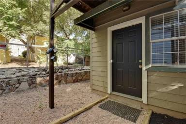 Main picture of 2714 Whitis Ave