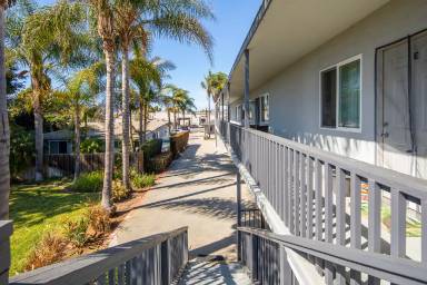 Main picture of 947 Oak Ave