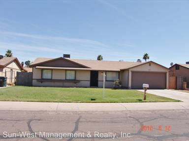 Main picture of 8011 W Elm St