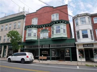 Main picture of 19 Belvidere St