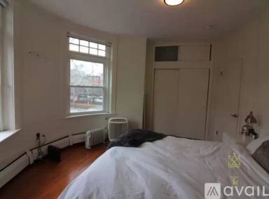 Main picture of 1871 Beacon St