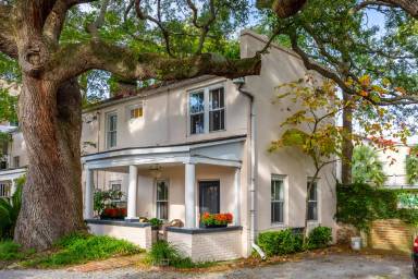 Main picture of 55 Hasell St