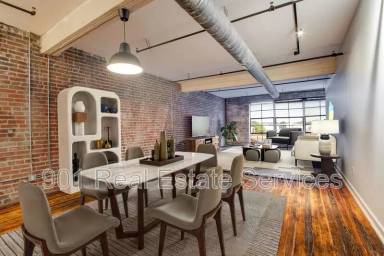 Main picture of 413 S Main St
