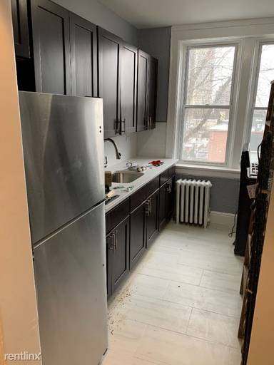Main picture of 251 Lafayette Ave Apartments