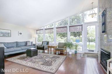 Main picture of 706 Geranium St NW
