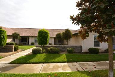Main picture of 2802 N County Center St
