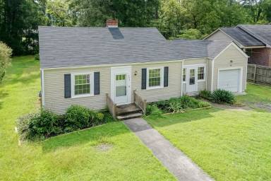 Main picture of 405 Forest Hill Ave