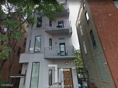 Main picture of 149 W Schiller St