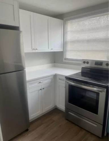 Main picture of River Road Apartments