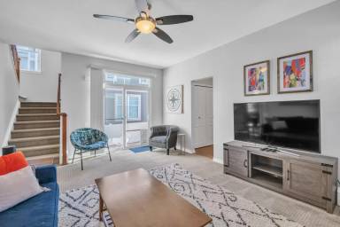 Main picture of 2633 Rock Creek Dr
