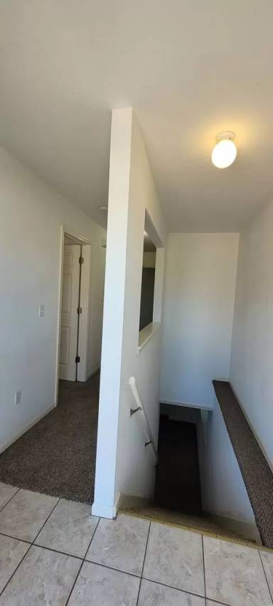 Main picture of 801 Johnson Cir