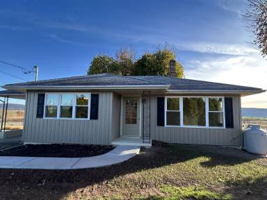 Main picture of 182 W Matterstown Rd