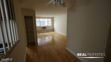 Main picture of 660 W Wrightwood Ave