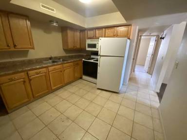 Main picture of 1326 Avenue B