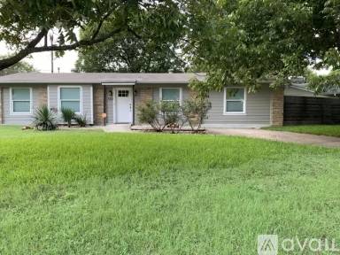 Main picture of 7500 Northcrest Blvd