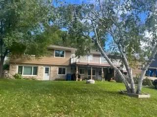 Main picture of 8112 Adelbert Ave