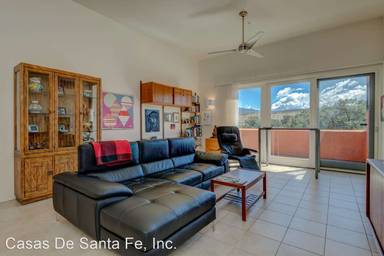 Main picture of 604 Avenida Villa Hermosa