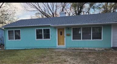 Main picture of 11224 Oakland Ave