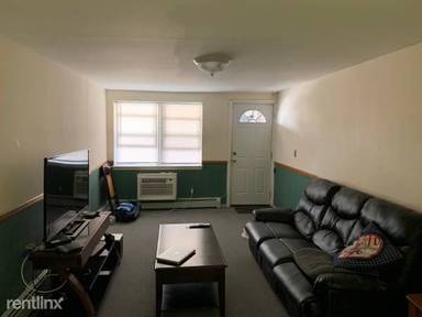Main picture of 92 6th Ave
