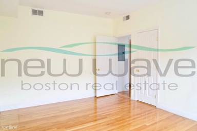 Main picture of 3 Greenway Ct