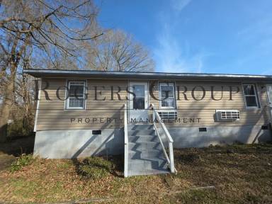 Main picture of 809 Hughes St