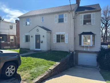 Main picture of 1209 Covedale Ave