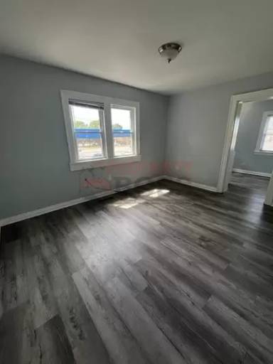 Main picture of 15 Rimbach St