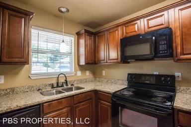 Main picture of 1523 N Dawn Dr