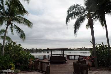 Main picture of 10704 Oak Bend Way