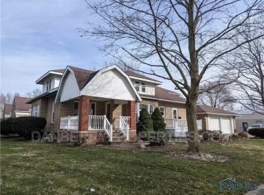 Main picture of 301 E Bigelow St