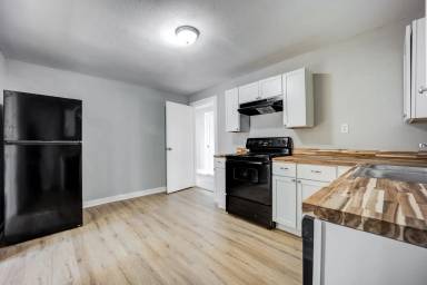 Main picture of 1604 S S St