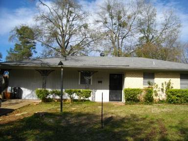 Main picture of 3734 Claiborne Ave