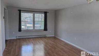 Main picture of 10 Wells Woods Ln