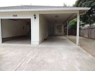Main picture of 588 Primrose Dr