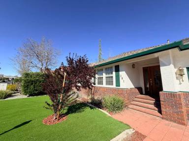 Main picture of 381 Bountiful Path