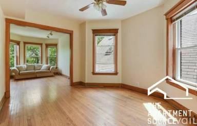 Main picture of 3256 N Lakewood Ave