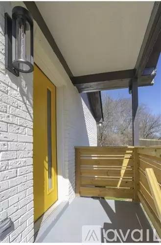 Main picture of 14 Jay St