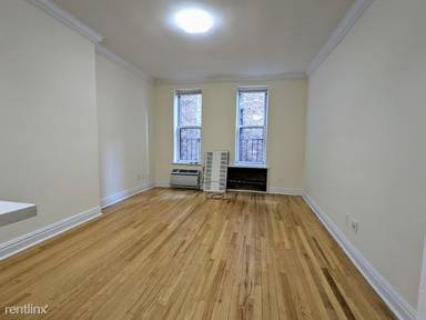 Main picture of 1588 York Ave