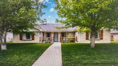 Main picture of 6302 Kalee Dr