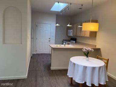 Main picture of 519 Ortiz Dr NE