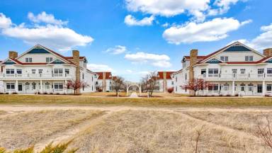 Main picture of 719 Beachfront Dr
