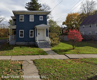 Main picture of 129 Holland St