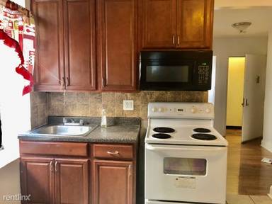 Main picture of 79 Bergen Ave