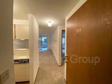 Main picture of 12542 35th Ave NE